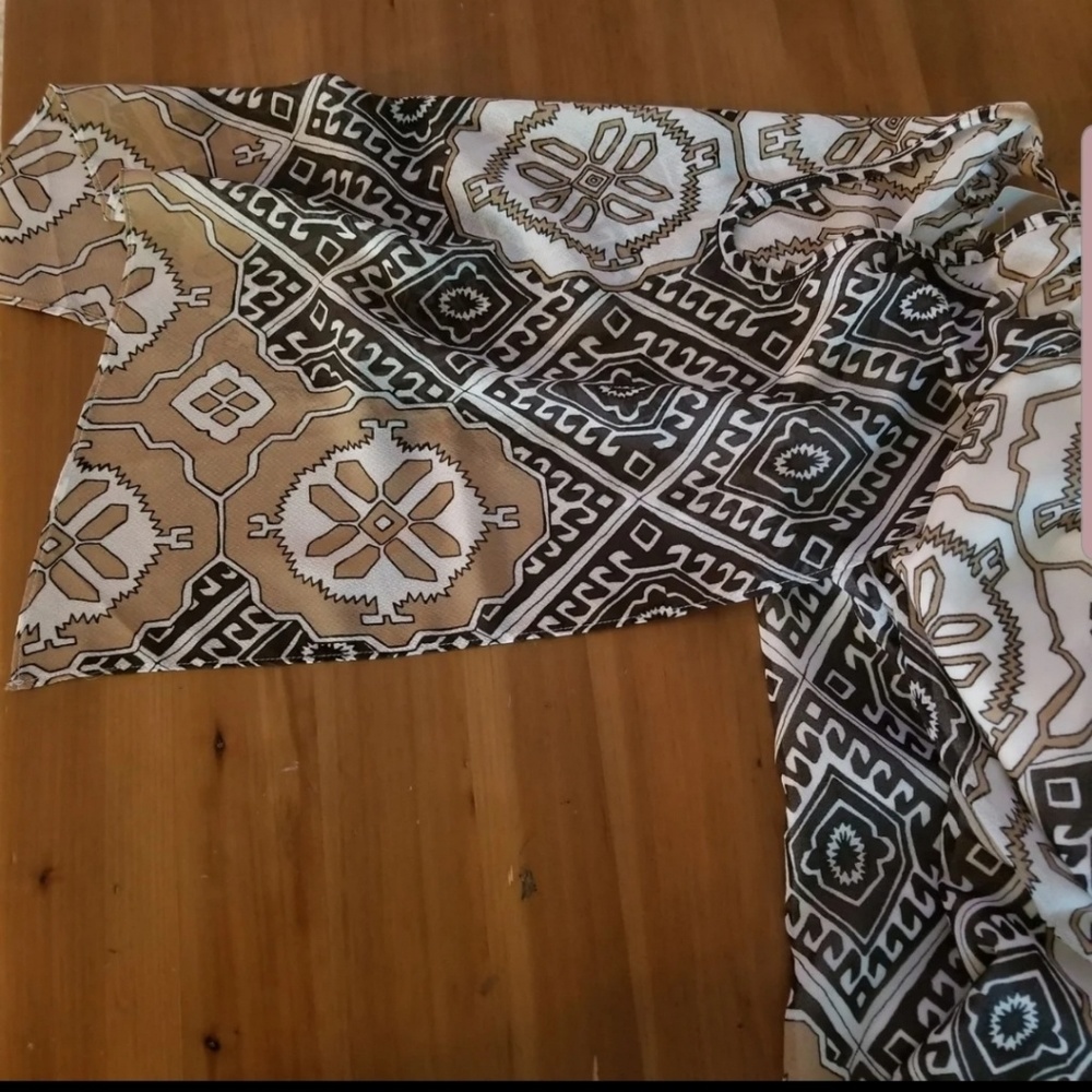 🚫SOLD🚫Chico's Boho Cold Shoulder Tunic slinky NWT Size 0 - Picture 6 of 8